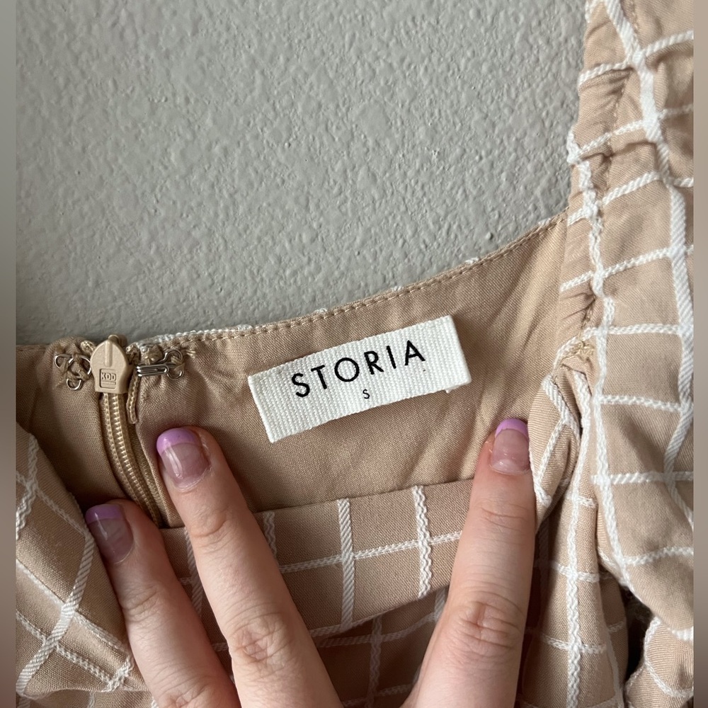 Cottagecore tan blouse - Picture 5 of 5